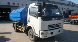 東風(fēng)勾臂式垃圾車(chē)☆多利卡
