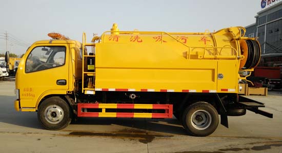 多利卡清洗吸污車☆工程黃