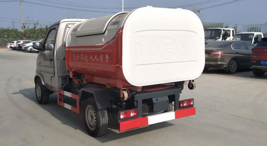 國六長安勾臂式垃圾車