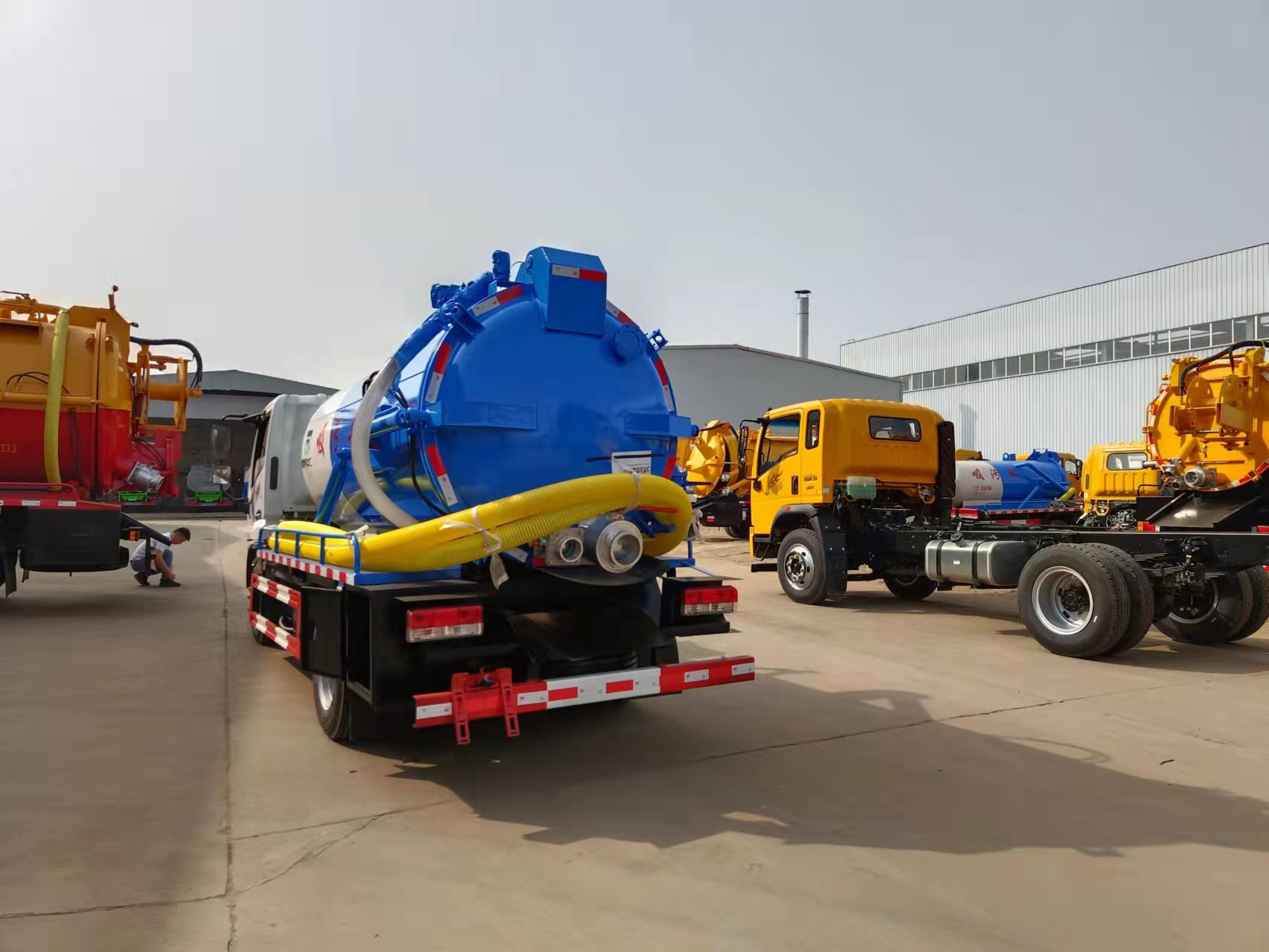 小多利卡吸污車